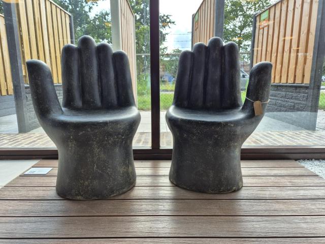 Hand chairs set of 2