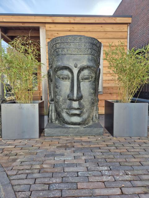 Face Fountain 147cm